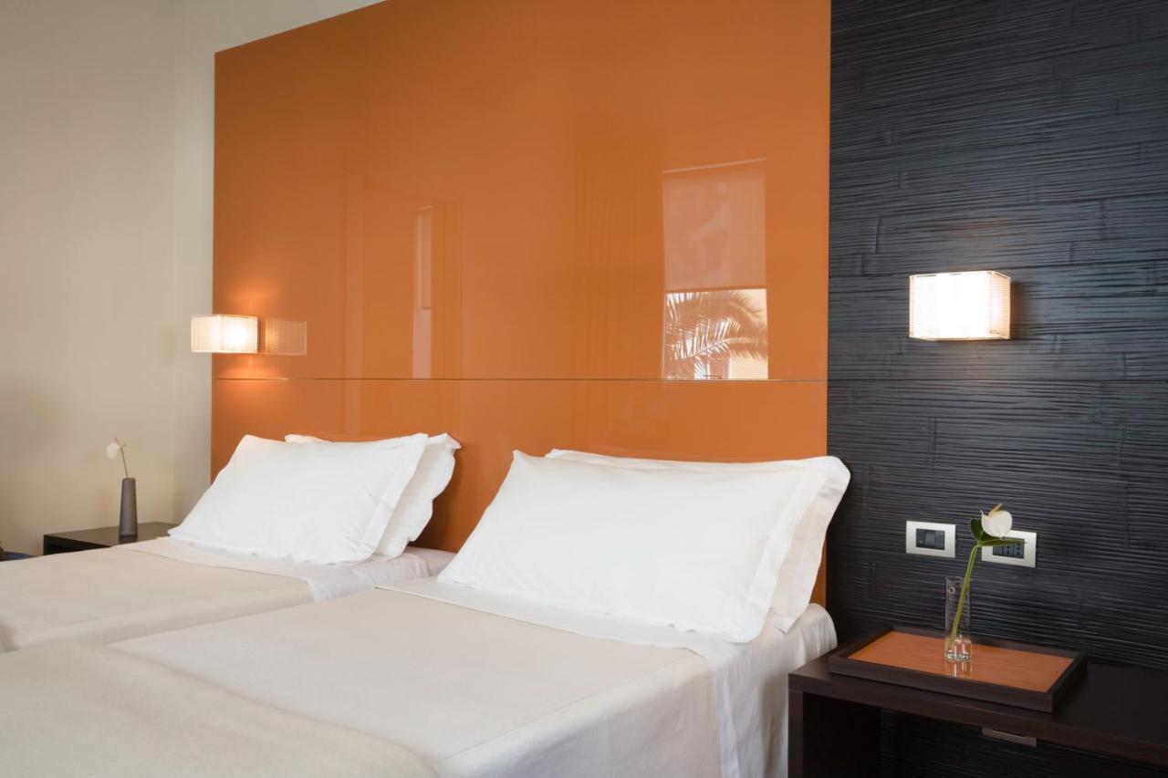 Una Hotels T Hotel Cagliari Bagian luar foto
